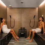 Kasprowicza M&m-spa & Pool Parking Free