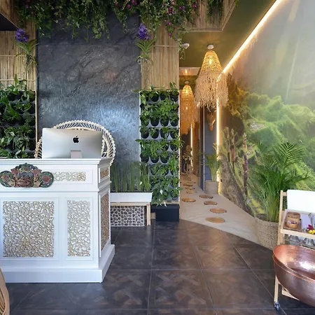 Kasprowicza M&m-spa & Pool Parking Free Appart hôtel 3*