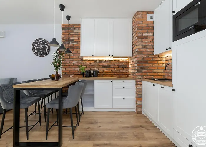 Appart hôtel M&m, Gratis Parking, Basen, Sauna, Silownia Kołobrzeg